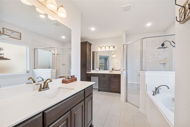 200 Beechcraft Court, Caddo Mills, TX 75135