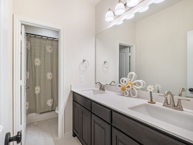 200 Beechcraft Court, Caddo Mills, TX 75135
