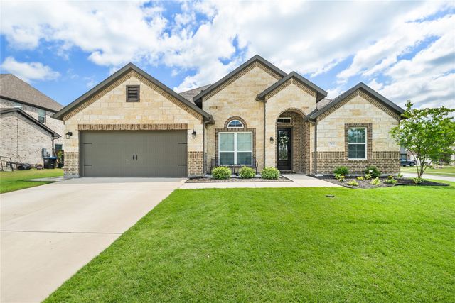 200 Beechcraft Court, Caddo Mills, TX 75135