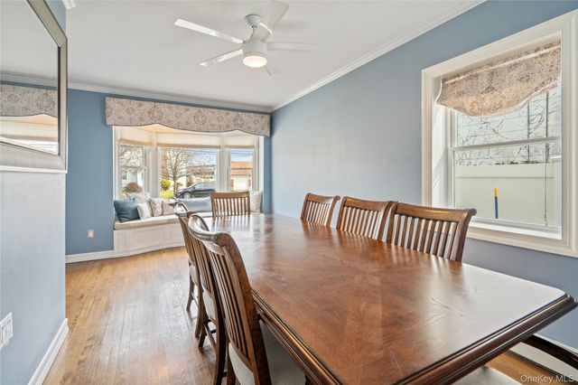 6 Mayflower Avenue, Massapequa Park, NY 11762