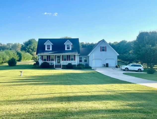 106 Swallows Ln, Cookeville, TN 38506