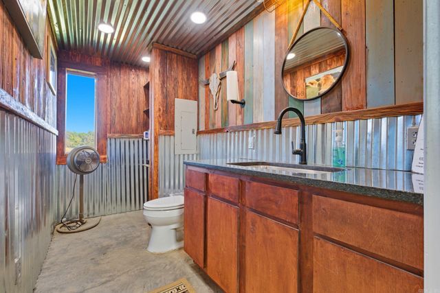 905 Sunshine Rd, Royal, AR 71968