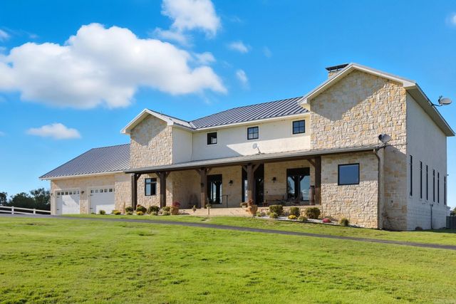 905 Sunshine Rd, Royal, AR 71968