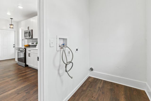 2415 AVENUE F, Council Bluffs, IA 51501