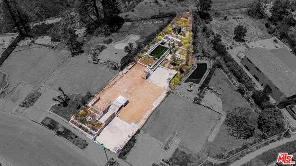 18301 Clifftop Way, Malibu, CA 90265