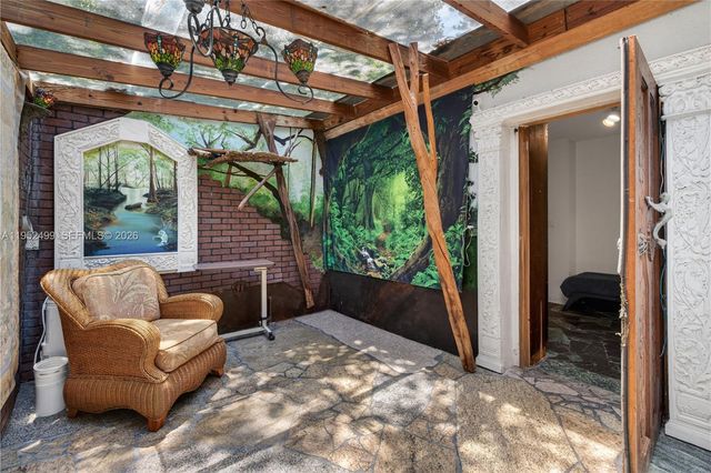 732 NW 43rd Court, Oakland Park, FL 33309