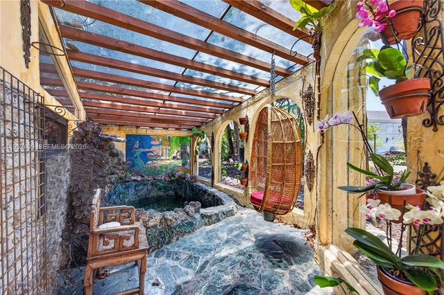 732 NW 43rd Court, Oakland Park, FL 33309
