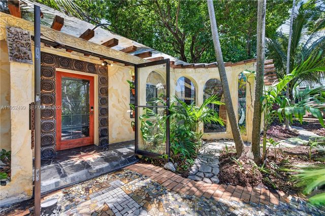 732 NW 43rd Court, Oakland Park, FL 33309