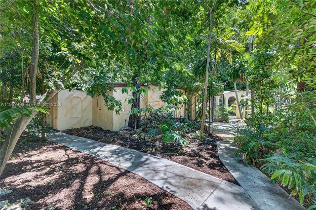 732 NW 43rd Court, Oakland Park, FL 33309