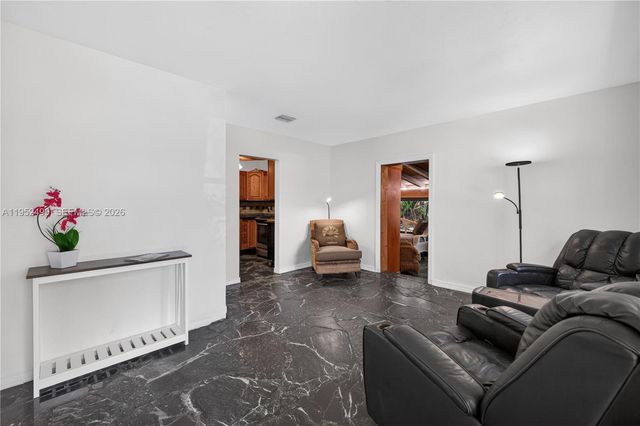 732 NW 43rd Court, Oakland Park, FL 33309