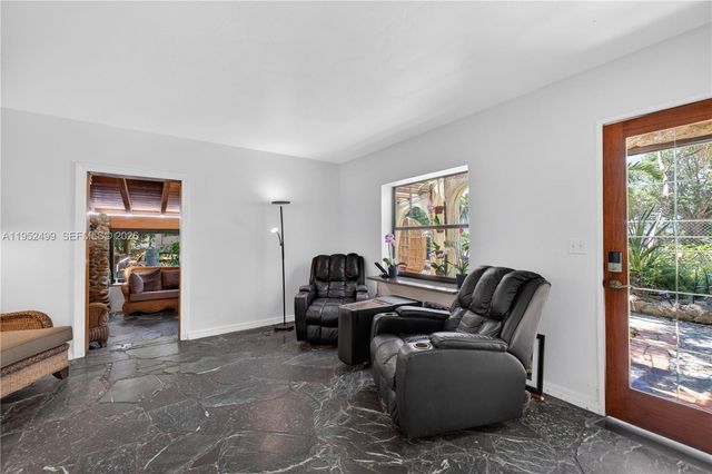 732 NW 43rd Court, Oakland Park, FL 33309
