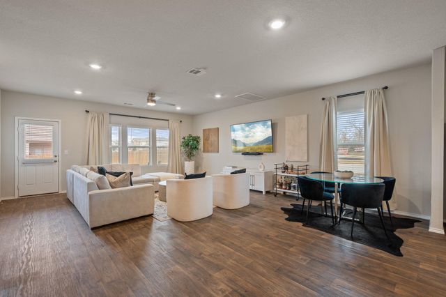 6120 Shanjia DR, Austin, TX 78724