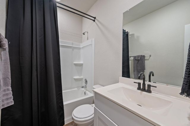 6120 Shanjia DR, Austin, TX 78724