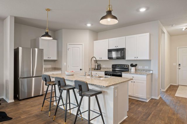 6120 Shanjia DR, Austin, TX 78724