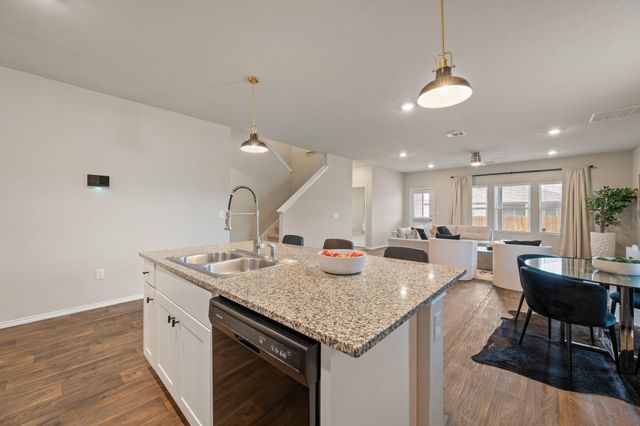 6120 Shanjia DR, Austin, TX 78724