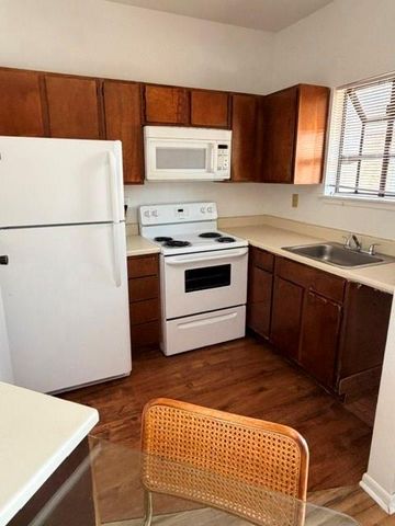 7901 Cambridge Street 97, Houston, TX 77054