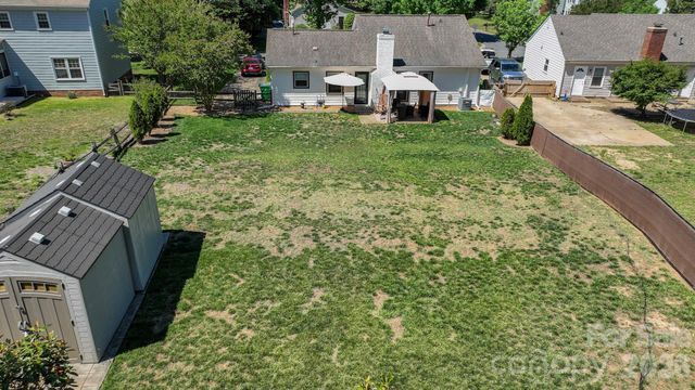 8831 Gamesford Drive 74, Charlotte, NC 28277