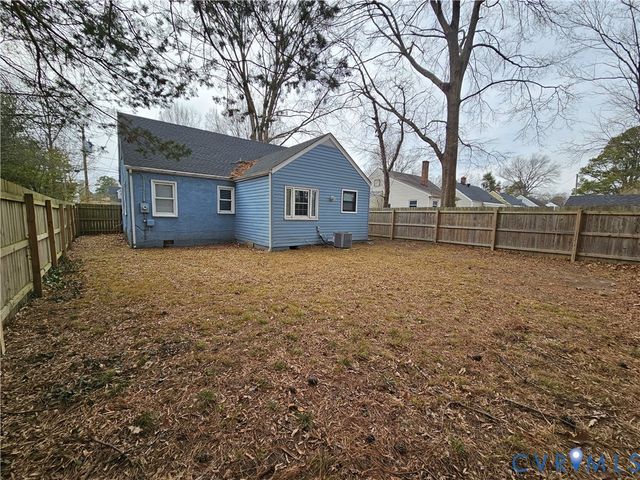 1929 Oakland St, Petersburg, VA 23805