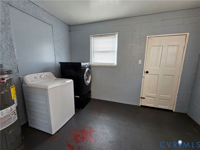 1929 Oakland St, Petersburg, VA 23805