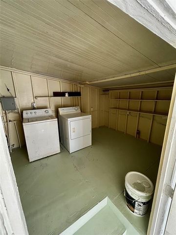 39024 OLA AVENUE, Zephyrhills, FL 33542