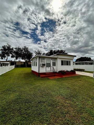 39024 OLA AVENUE, Zephyrhills, FL 33542