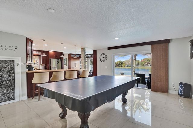 13901 Appalachian Trl, Davie, FL 33325