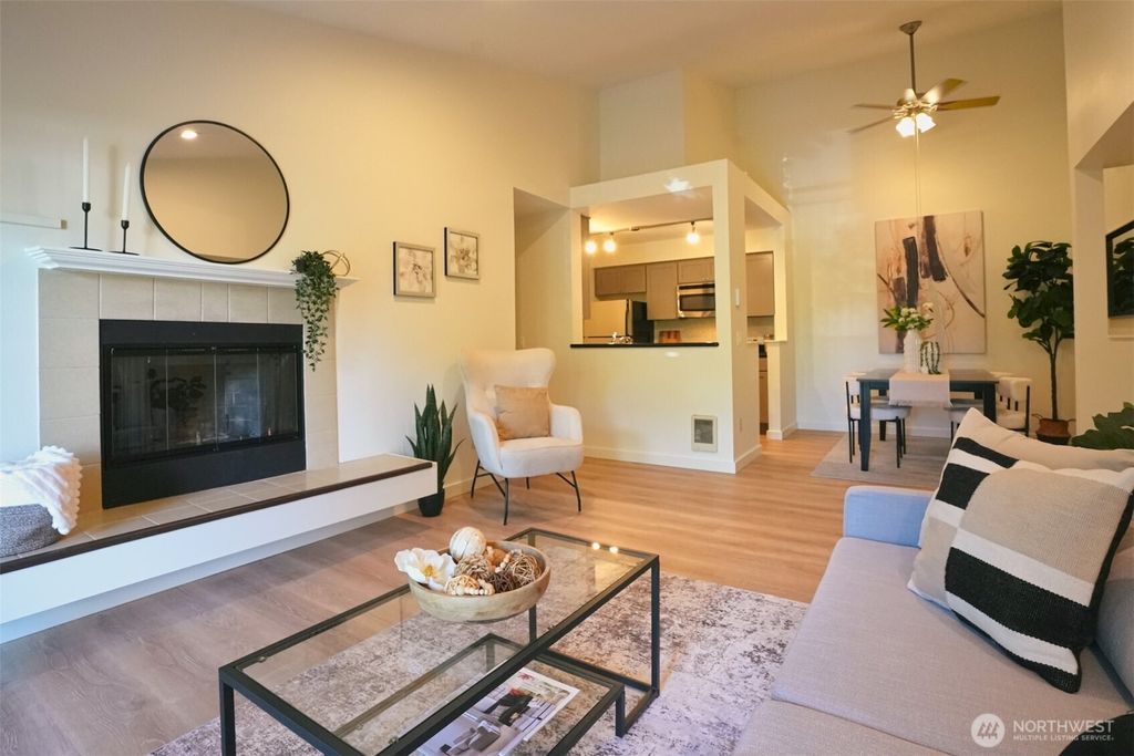 12303 Harbour Pointe Boulevard #AA303, Mukilteo, WA 98275