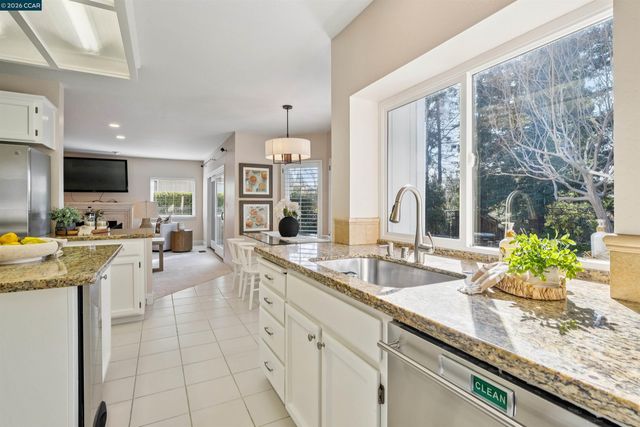 3840 Cottonwood Dr, Danville, CA 94506