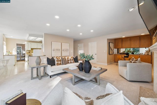 3840 Cottonwood Dr, Danville, CA 94506