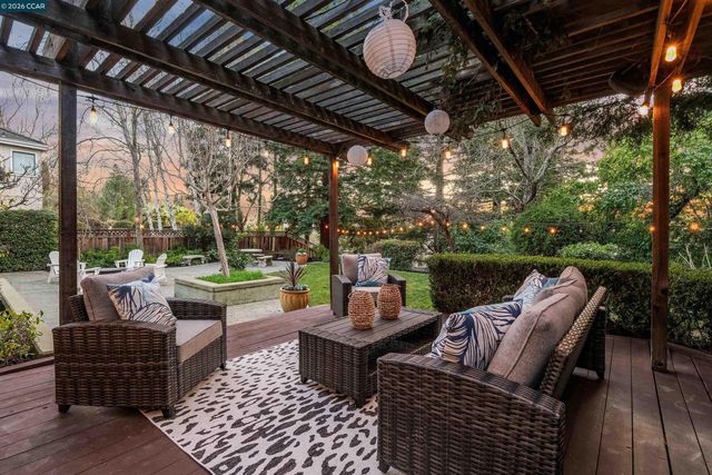 3840 Cottonwood Dr, Danville, CA 94506