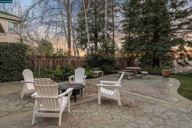 3840 Cottonwood Dr, Danville, CA 94506