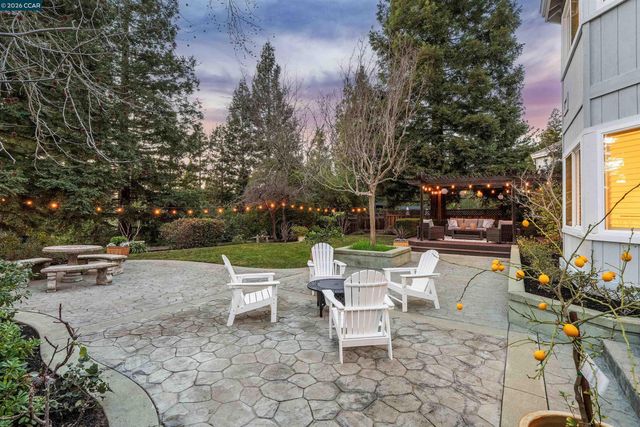 3840 Cottonwood Dr, Danville, CA 94506