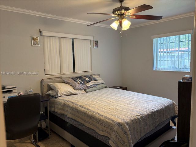 330 N 69th Way, Hollywood, FL 33024