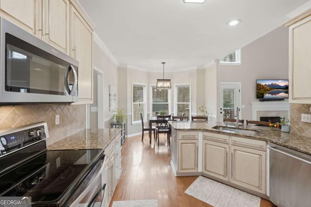 60 Gilbert Circle, Suwanee, GA 30024