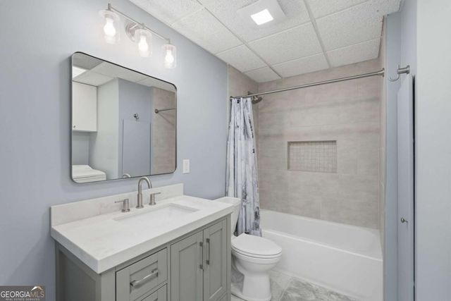 60 Gilbert Circle, Suwanee, GA 30024