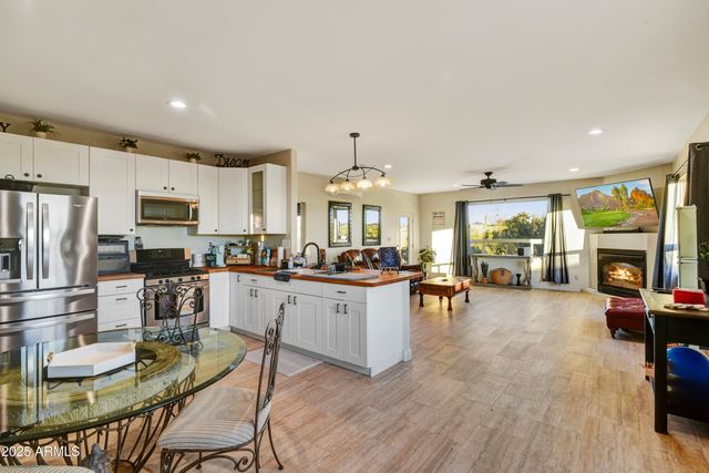 8956 E STAGE COACH PASS Road, Carefree, AZ 85377