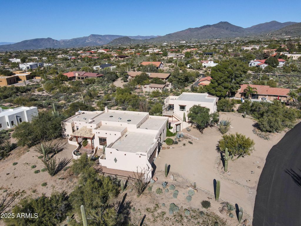 8956 E STAGE COACH PASS Road, Carefree, AZ 85377