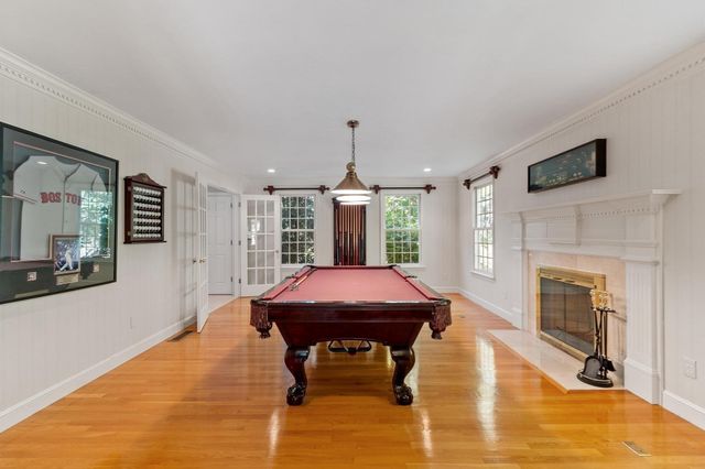 282 Blue Ridge Rd, North Andover, MA 01845