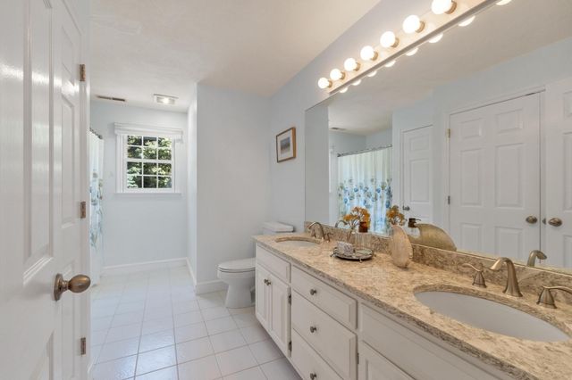 282 Blue Ridge Rd, North Andover, MA 01845