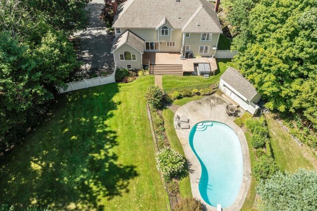 282 Blue Ridge Rd, North Andover, MA 01845
