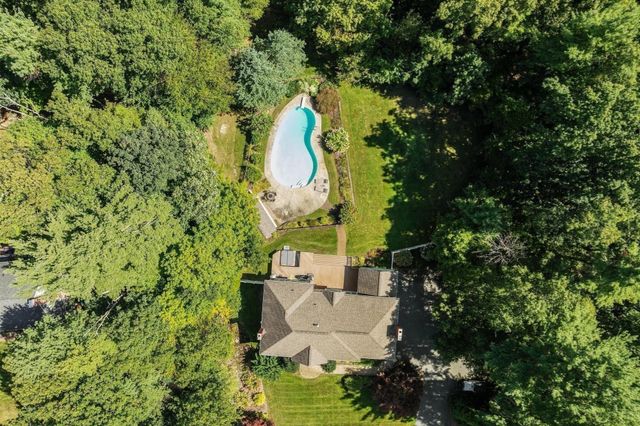 282 Blue Ridge Rd, North Andover, MA 01845