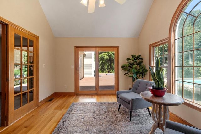282 Blue Ridge Rd, North Andover, MA 01845