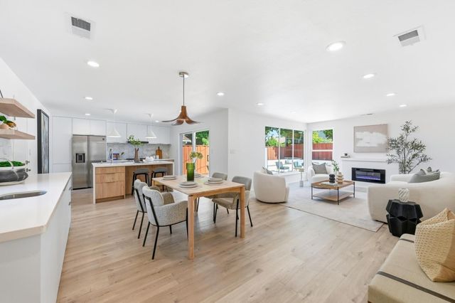 3086 Taper Avenue, Santa Clara, CA 95051