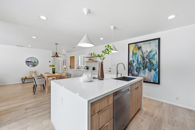 3086 Taper Avenue, Santa Clara, CA 95051
