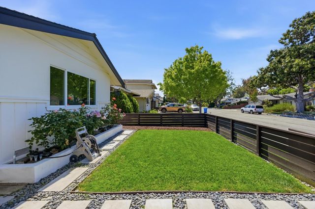 3086 Taper Avenue, Santa Clara, CA 95051