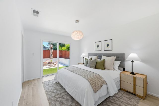 3086 Taper Avenue, Santa Clara, CA 95051