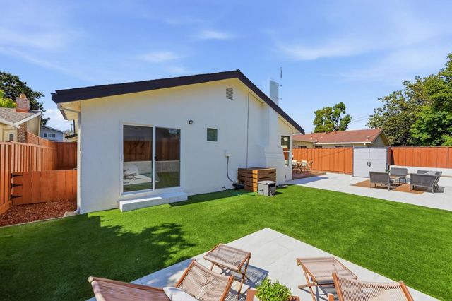 3086 Taper Avenue, Santa Clara, CA 95051