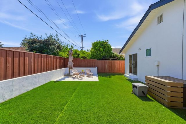 3086 Taper Avenue, Santa Clara, CA 95051