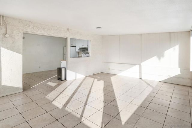 8555 Jade Coast, San Diego, CA 92126