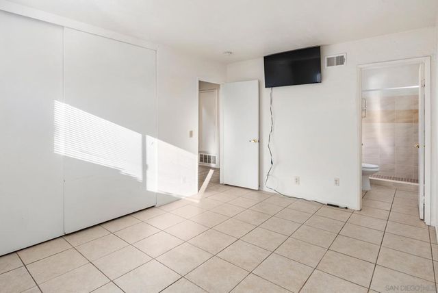 8555 Jade Coast, San Diego, CA 92126